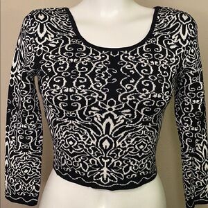 Xhilaration Black and White floral geo Patterned crop knit sweater S